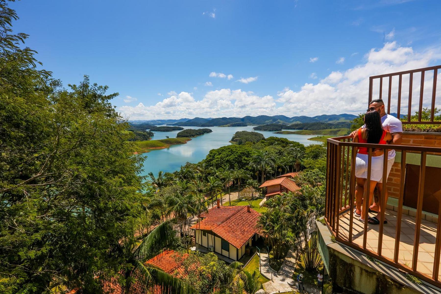 Pousada Iguatiba Paraibuna Exterior photo